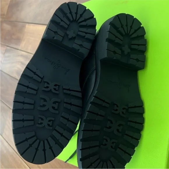 Black Lace Up Combat Boots - Picture 4 of 5